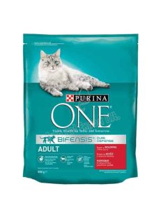 PURINA ONE 800g Marhával - Teljes értékű állateledel felnőtt macskák számára.